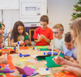 Stoły do przedszkola – charakterystyka, zastosowanie