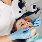 Nowoczesne technologie w stomatologii – Willa Dentika na straży pięknego uśmiechu