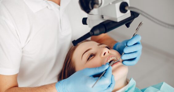 Nowoczesne technologie w stomatologii – Willa Dentika na straży pięknego uśmiechu